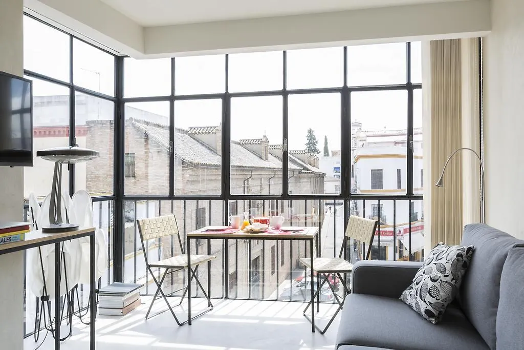 Thesuites Sevilla